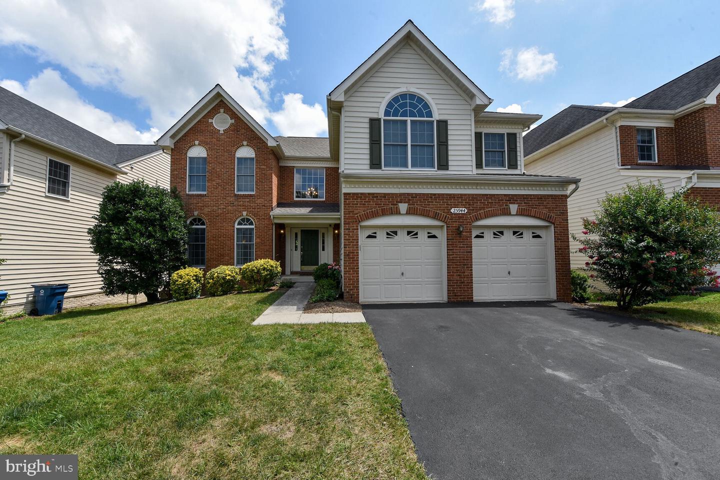 25944 DONOVAN DR, CHANTILLY, Virginia 20152, 5 Bedrooms Bedrooms, ,3 BathroomsBathrooms,Residential,For sale,25944 DONOVAN DR,VALO2102118 MLS # VALO2102118