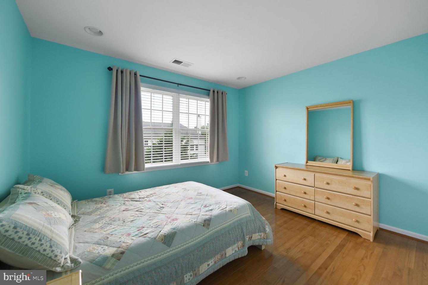 25944 DONOVAN DR, CHANTILLY, Virginia 20152, 5 Bedrooms Bedrooms, ,3 BathroomsBathrooms,Residential,For sale,25944 DONOVAN DR,VALO2102118 MLS # VALO2102118