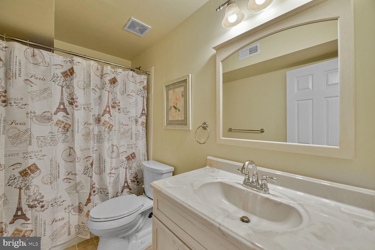 25944 DONOVAN DR, CHANTILLY, Virginia 20152, 5 Bedrooms Bedrooms, ,3 BathroomsBathrooms,Residential,For sale,25944 DONOVAN DR,VALO2102118 MLS # VALO2102118