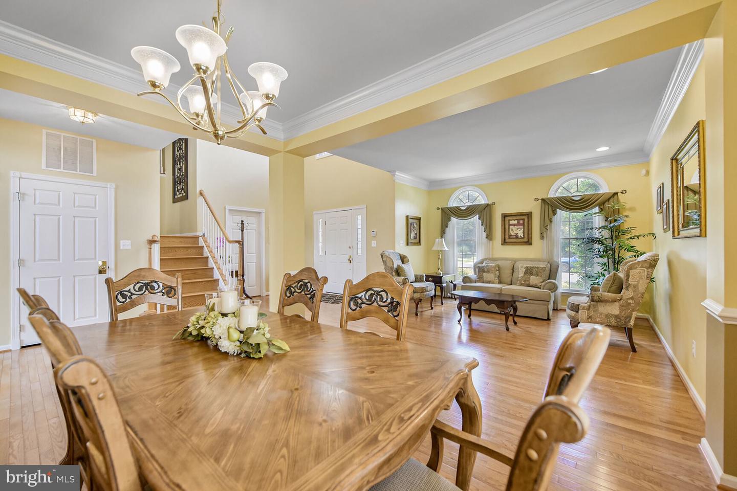 25944 DONOVAN DR, CHANTILLY, Virginia 20152, 5 Bedrooms Bedrooms, ,3 BathroomsBathrooms,Residential,For sale,25944 DONOVAN DR,VALO2102118 MLS # VALO2102118
