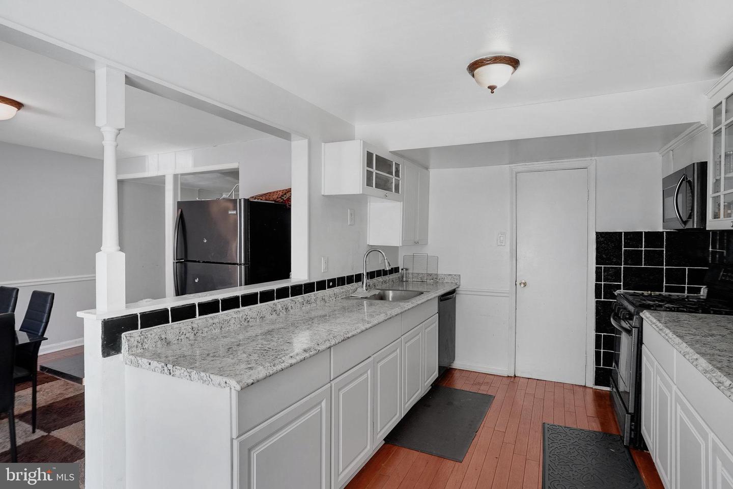 7916 CENTRAL PARK CIR, ALEXANDRIA, Virginia 22309, 4 Bedrooms Bedrooms, ,2 BathroomsBathrooms,Residential,For sale,7916 CENTRAL PARK CIR,VAFX2255472 MLS # VAFX2255472