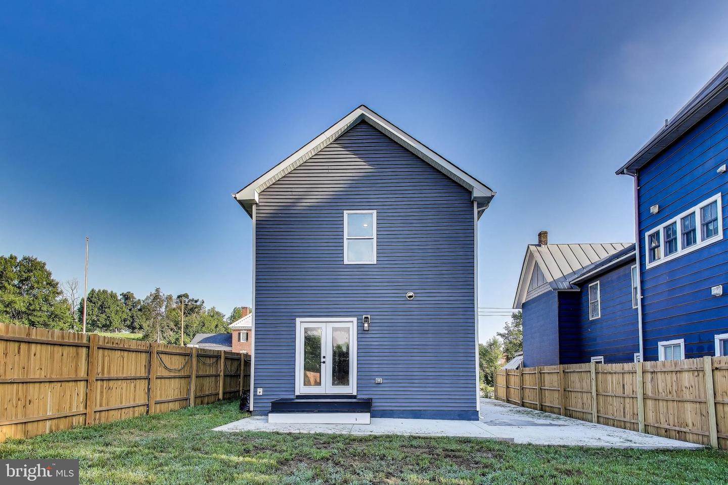 1008 LAFAYETTE BLVD, FREDERICKSBURG, Virginia 22401, 4 Bedrooms Bedrooms, ,2 BathroomsBathrooms,Residential,For sale,1008 LAFAYETTE BLVD,VAFB2008580 MLS # VAFB2008580
