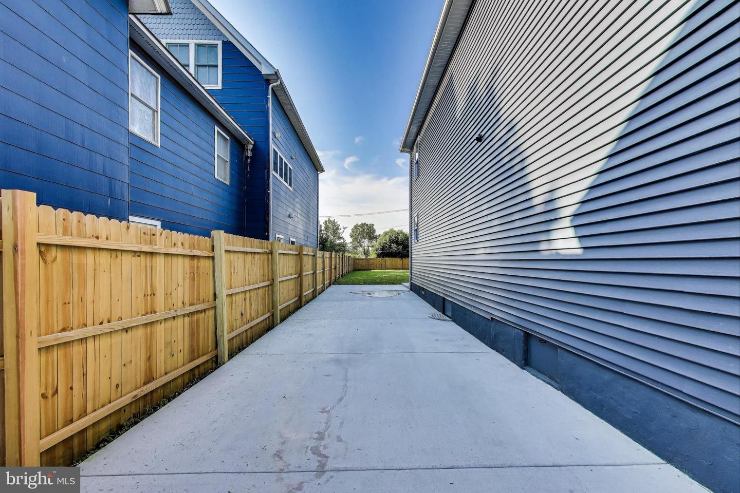 1008 LAFAYETTE BLVD, FREDERICKSBURG, Virginia 22401, 4 Bedrooms Bedrooms, ,2 BathroomsBathrooms,Residential,For sale,1008 LAFAYETTE BLVD,VAFB2008580 MLS # VAFB2008580