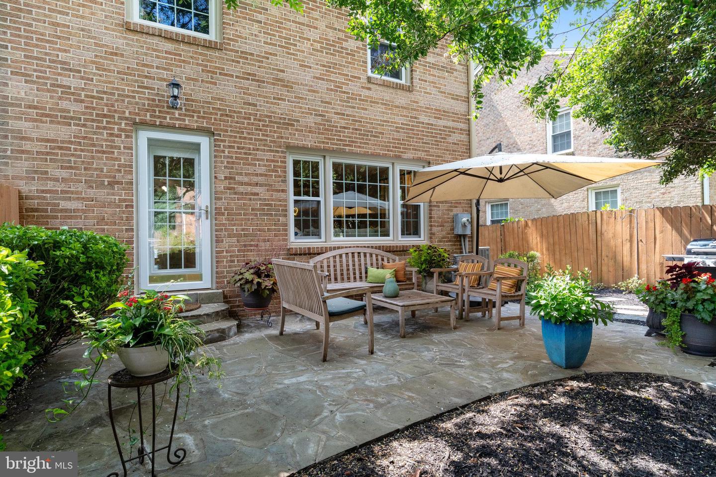 2416 FALLS PLACE CT, FALLS CHURCH, Virginia 22043, 3 Bedrooms Bedrooms, ,2 BathroomsBathrooms,Residential,For sale,2416 FALLS PLACE CT,VAFX2255510 MLS # VAFX2255510