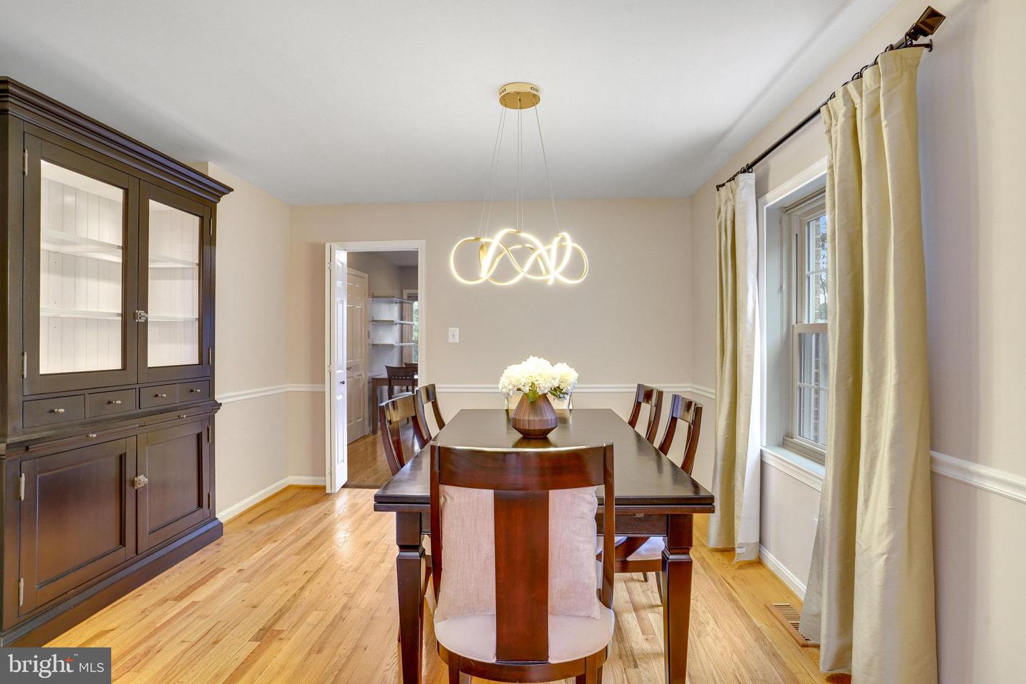 2416 FALLS PLACE CT, FALLS CHURCH, Virginia 22043, 3 Bedrooms Bedrooms, ,2 BathroomsBathrooms,Residential,For sale,2416 FALLS PLACE CT,VAFX2255510 MLS # VAFX2255510