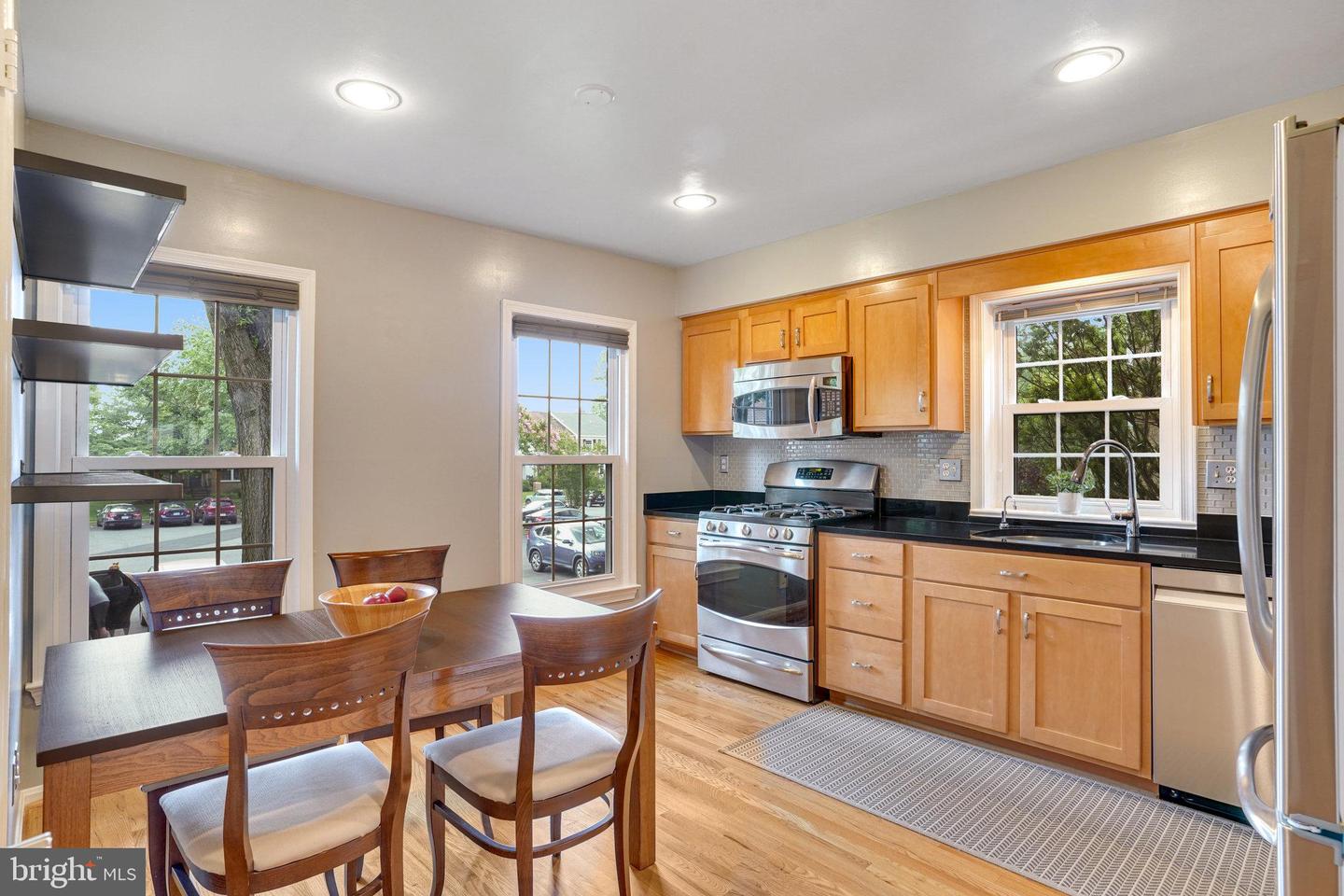 2416 FALLS PLACE CT, FALLS CHURCH, Virginia 22043, 3 Bedrooms Bedrooms, ,2 BathroomsBathrooms,Residential,For sale,2416 FALLS PLACE CT,VAFX2255510 MLS # VAFX2255510
