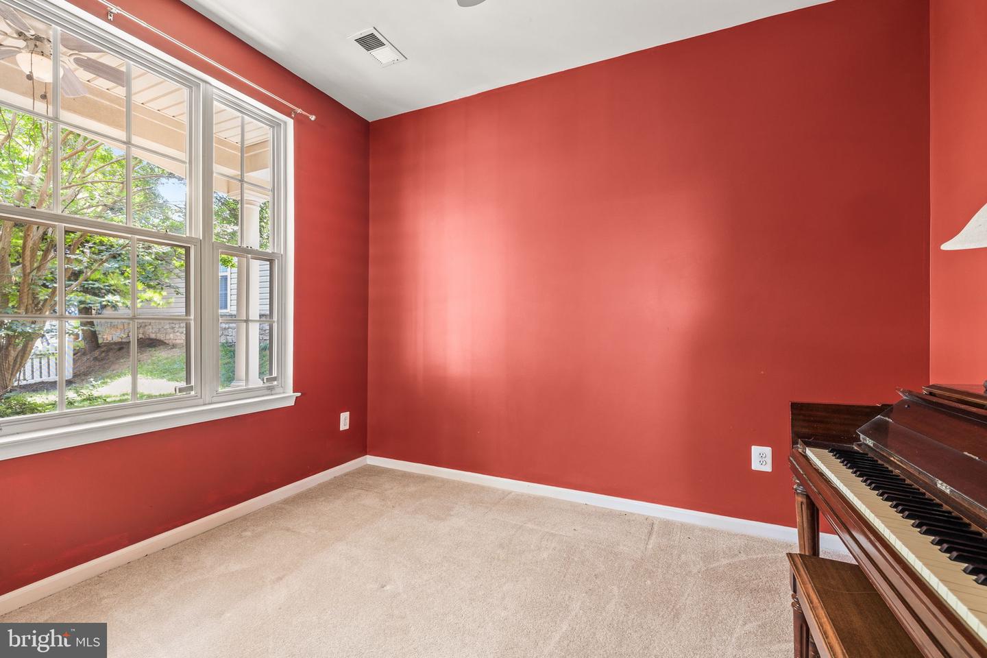 9408 ROSEBUD CT, MANASSAS PARK, Virginia 20111, 3 Bedrooms Bedrooms, ,3 BathroomsBathrooms,Residential,For sale,9408 ROSEBUD CT,VAMP2003160 MLS # VAMP2003160