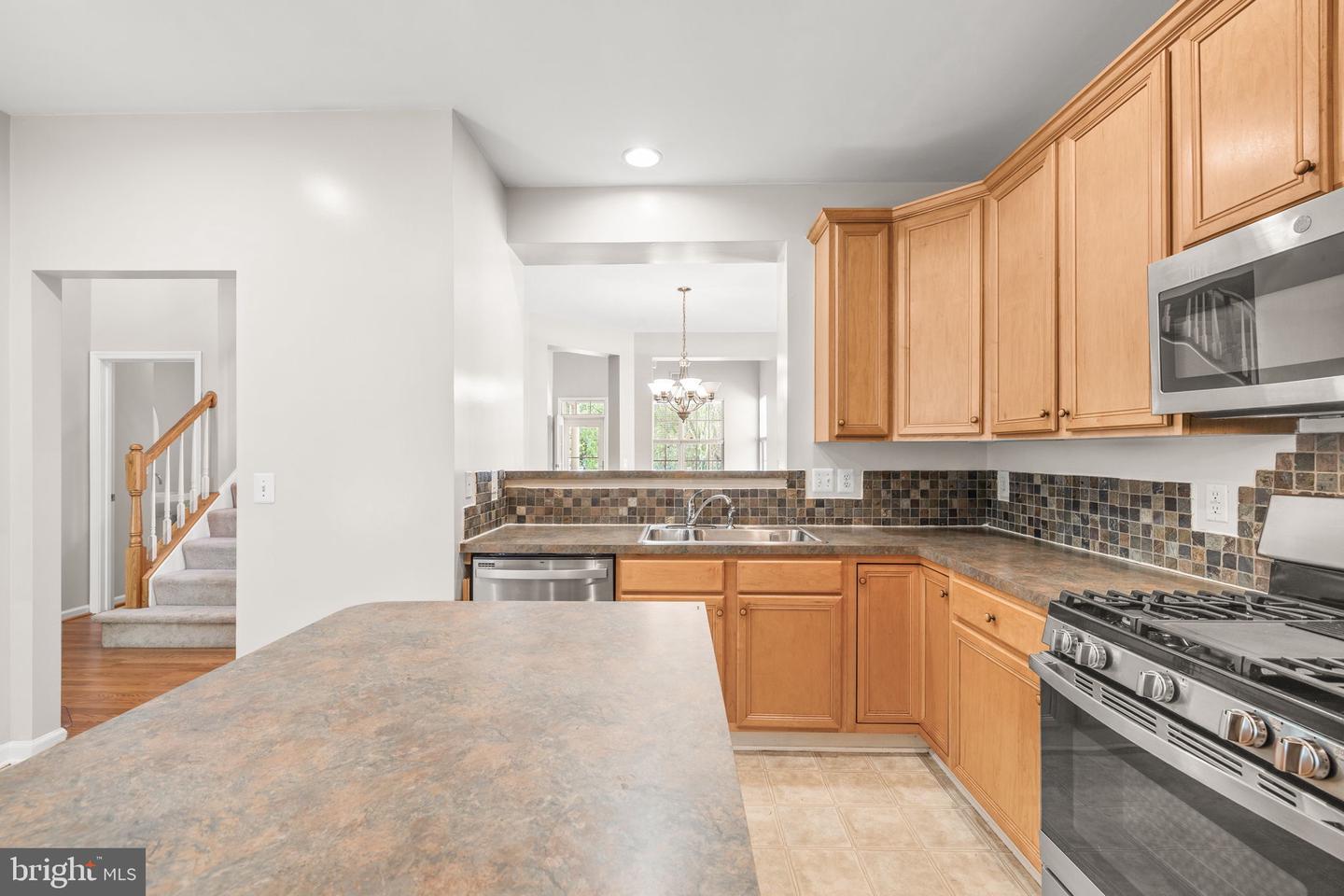 9408 ROSEBUD CT, MANASSAS PARK, Virginia 20111, 3 Bedrooms Bedrooms, ,3 BathroomsBathrooms,Residential,For sale,9408 ROSEBUD CT,VAMP2003160 MLS # VAMP2003160