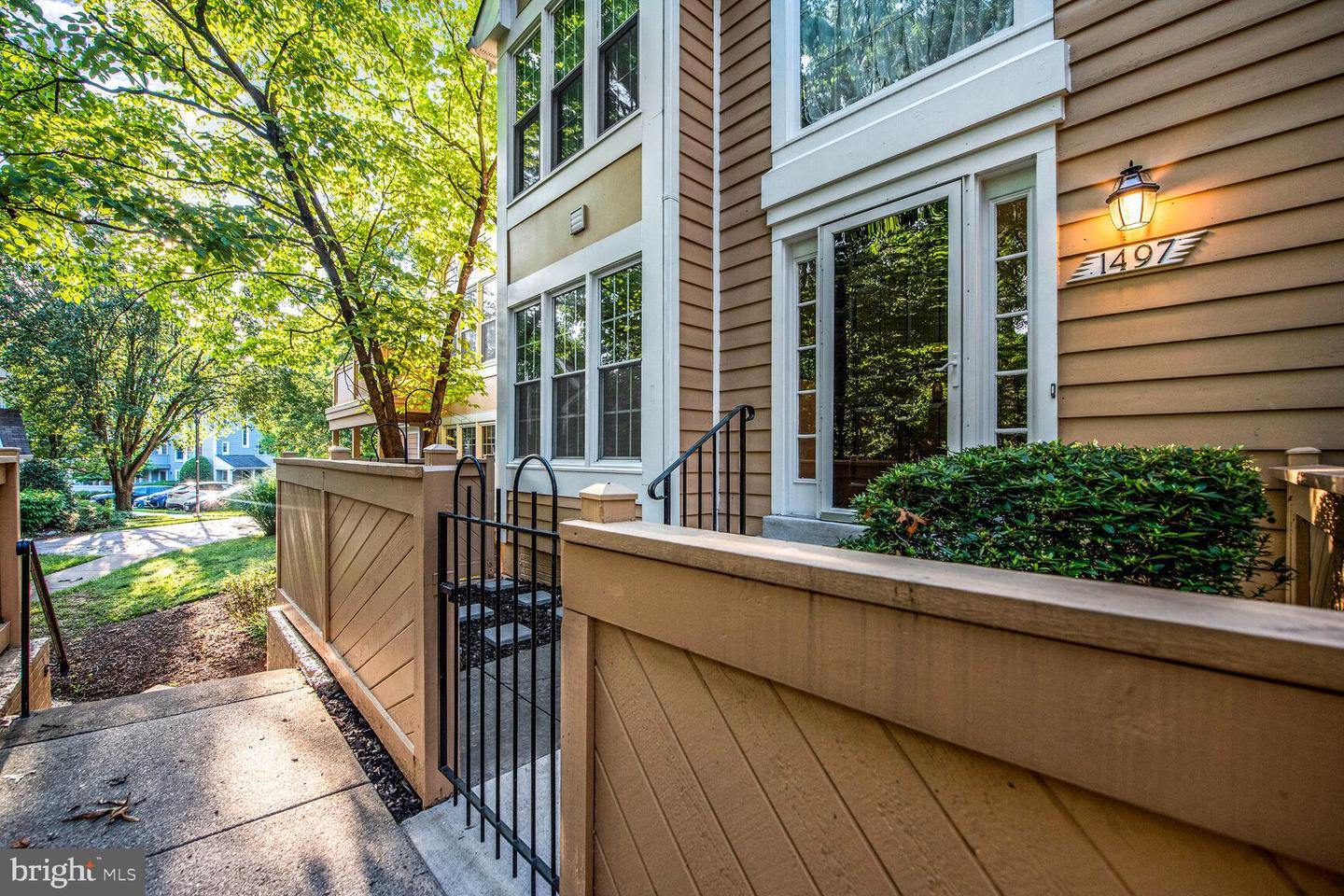 1497 CHURCH HILL PL, RESTON, Virginia 20194, 2 Bedrooms Bedrooms, ,2 BathroomsBathrooms,Residential,For sale,1497 CHURCH HILL PL,VAFX2255550 MLS # VAFX2255550