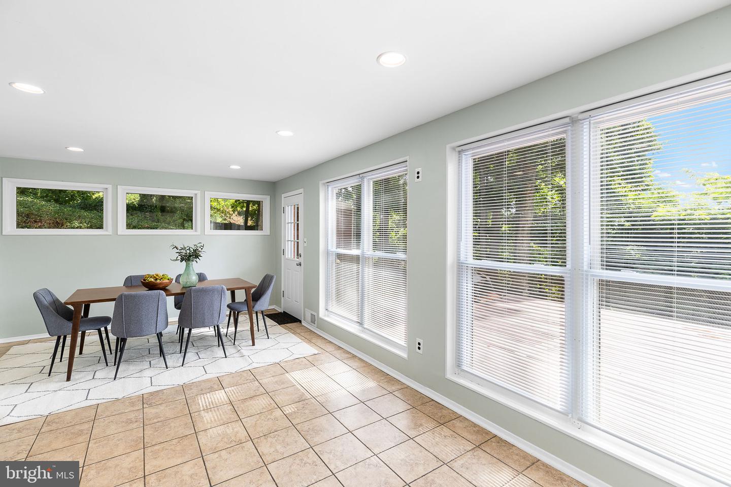 5608 ETON CT, ALEXANDRIA, Virginia 22312, 3 Bedrooms Bedrooms, ,1 BathroomBathrooms,Residential,For sale,5608 ETON CT,VAFX2255580 MLS # VAFX2255580