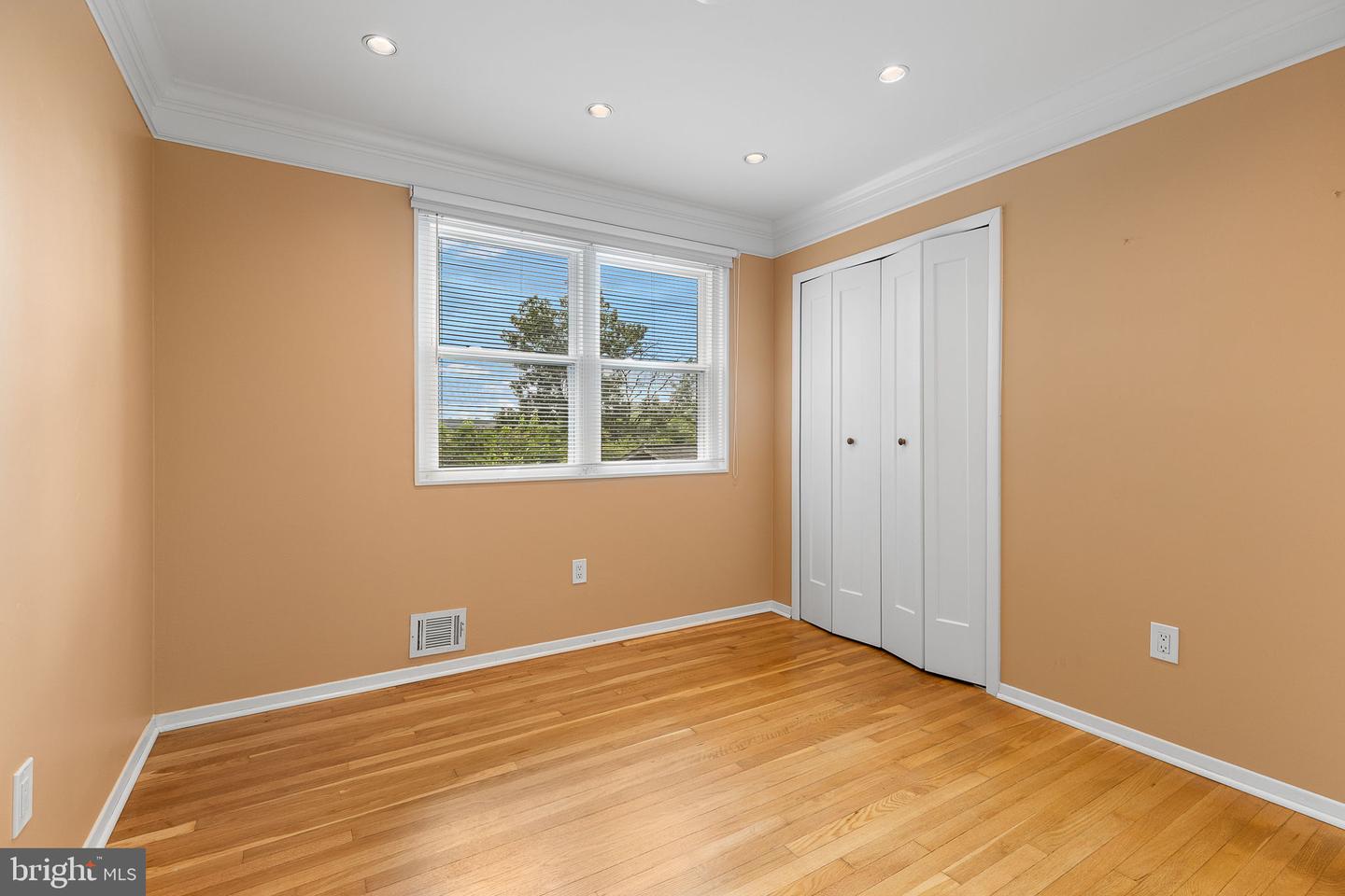 5608 ETON CT, ALEXANDRIA, Virginia 22312, 3 Bedrooms Bedrooms, ,1 BathroomBathrooms,Residential,For sale,5608 ETON CT,VAFX2255580 MLS # VAFX2255580