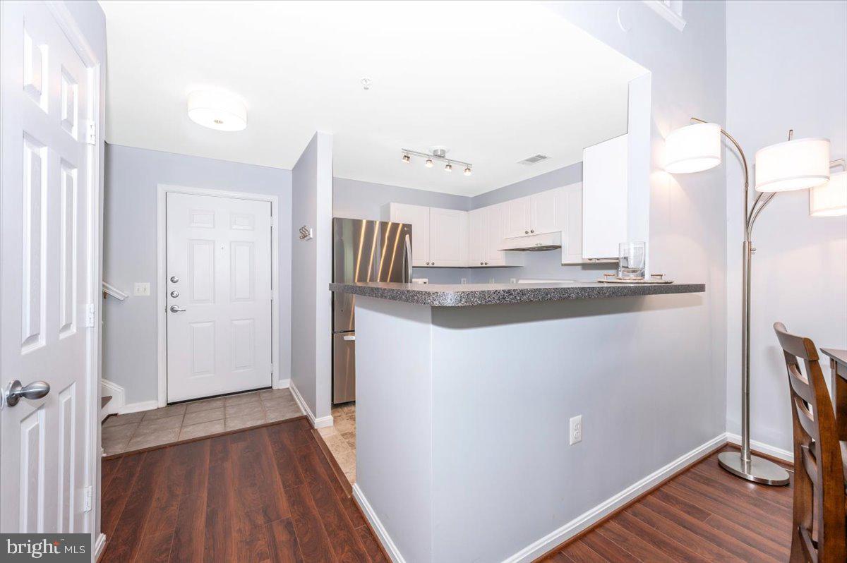 3851 ARISTOTLE CT #1-418, FAIRFAX, Virginia 22030, 1 Bedroom Bedrooms, ,1 BathroomBathrooms,Residential,For sale,3851 ARISTOTLE CT #1-418,VAFX2255592 MLS # VAFX2255592