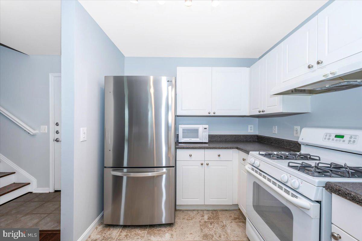 3851 ARISTOTLE CT #1-418, FAIRFAX, Virginia 22030, 1 Bedroom Bedrooms, ,1 BathroomBathrooms,Residential,For sale,3851 ARISTOTLE CT #1-418,VAFX2255592 MLS # VAFX2255592