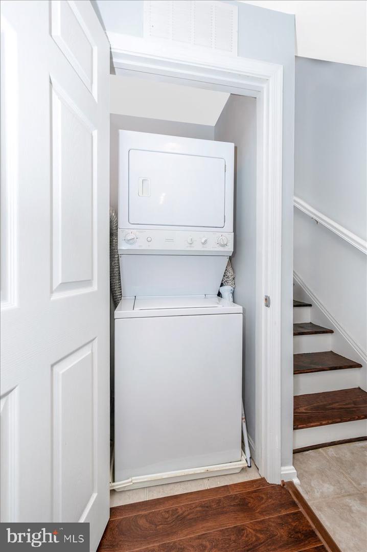 3851 ARISTOTLE CT #1-418, FAIRFAX, Virginia 22030, 1 Bedroom Bedrooms, ,1 BathroomBathrooms,Residential,For sale,3851 ARISTOTLE CT #1-418,VAFX2255592 MLS # VAFX2255592