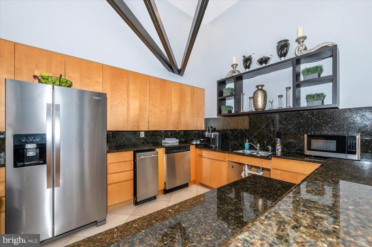 3851 ARISTOTLE CT #1-418, FAIRFAX, Virginia 22030, 1 Bedroom Bedrooms, ,1 BathroomBathrooms,Residential,For sale,3851 ARISTOTLE CT #1-418,VAFX2255592 MLS # VAFX2255592