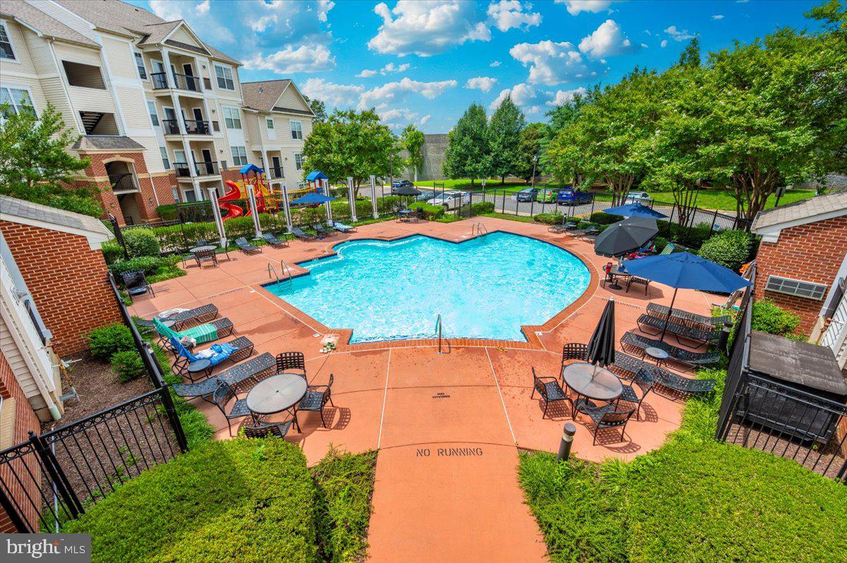 3851 ARISTOTLE CT #1-418, FAIRFAX, Virginia 22030, 1 Bedroom Bedrooms, ,1 BathroomBathrooms,Residential,For sale,3851 ARISTOTLE CT #1-418,VAFX2255592 MLS # VAFX2255592