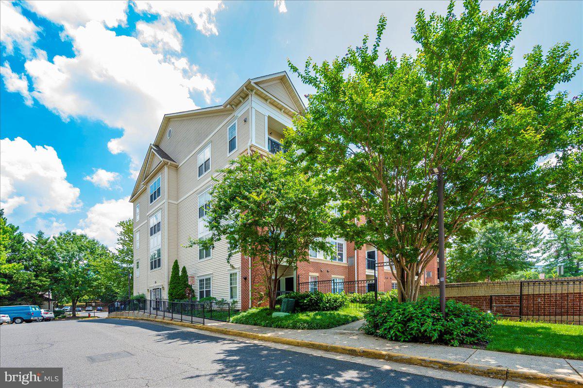 3851 ARISTOTLE CT #1-418, FAIRFAX, Virginia 22030, 1 Bedroom Bedrooms, ,1 BathroomBathrooms,Residential,For sale,3851 ARISTOTLE CT #1-418,VAFX2255592 MLS # VAFX2255592