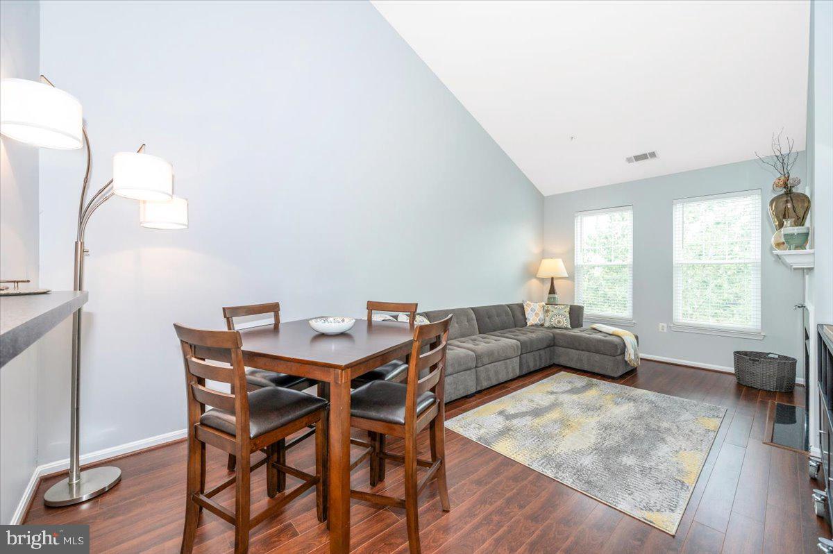 3851 ARISTOTLE CT #1-418, FAIRFAX, Virginia 22030, 1 Bedroom Bedrooms, ,1 BathroomBathrooms,Residential,For sale,3851 ARISTOTLE CT #1-418,VAFX2255592 MLS # VAFX2255592