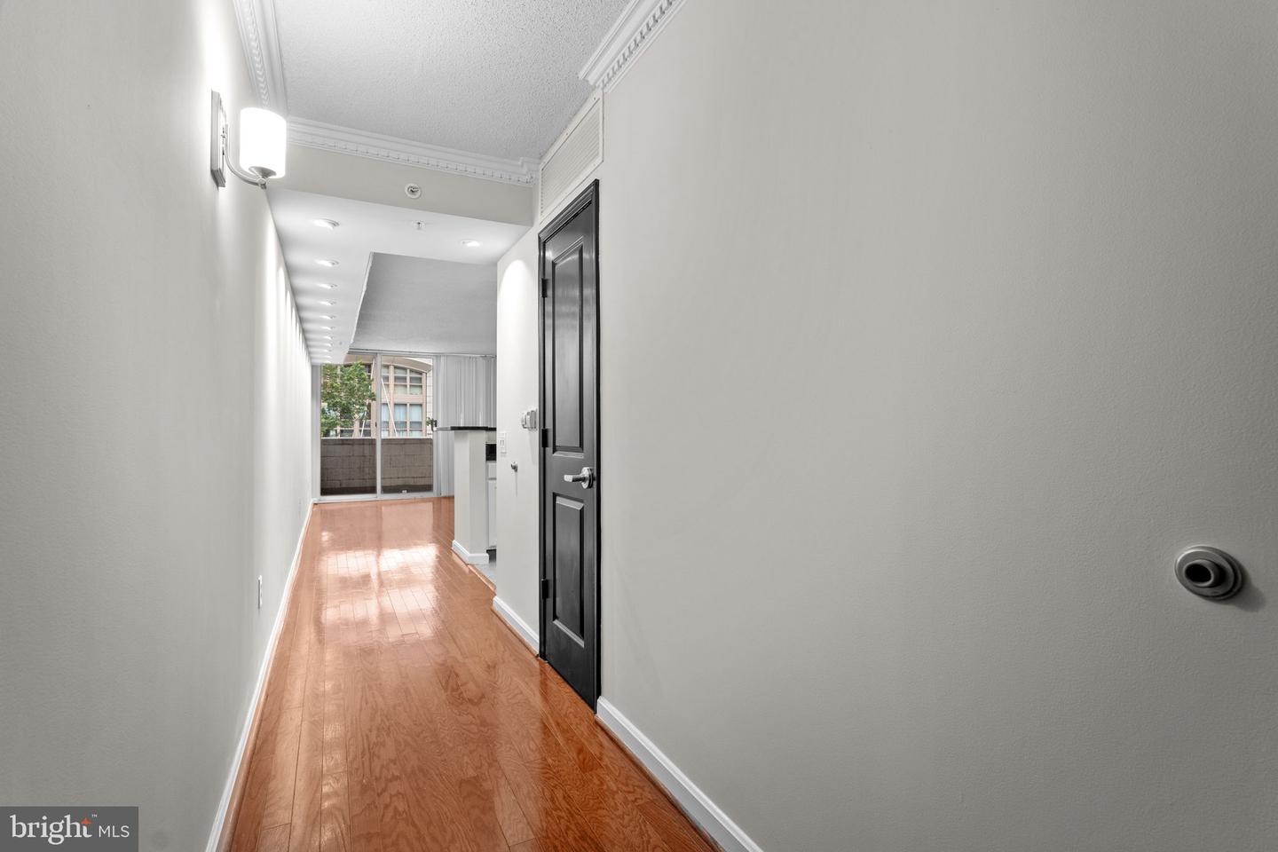 880 N POLLARD ST N #224, ARLINGTON, Virginia 22203, 2 Bedrooms Bedrooms, ,2 BathroomsBathrooms,Residential,For sale,880 N POLLARD ST N #224,VAAR2060822 MLS # VAAR2060822