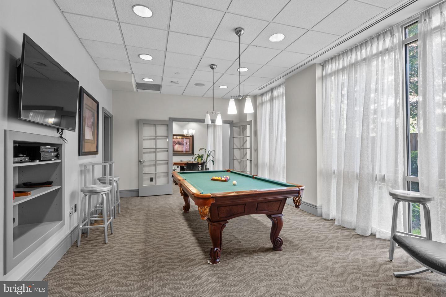 880 N POLLARD ST N #224, ARLINGTON, Virginia 22203, 2 Bedrooms Bedrooms, ,2 BathroomsBathrooms,Residential,For sale,880 N POLLARD ST N #224,VAAR2060822 MLS # VAAR2060822