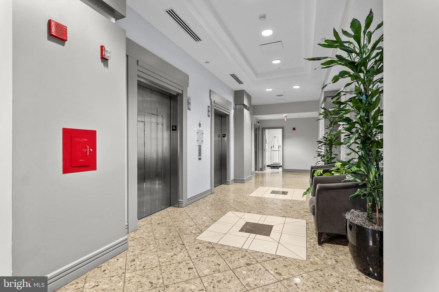 880 N POLLARD ST N #224, ARLINGTON, Virginia 22203, 2 Bedrooms Bedrooms, ,2 BathroomsBathrooms,Residential,For sale,880 N POLLARD ST N #224,VAAR2060822 MLS # VAAR2060822