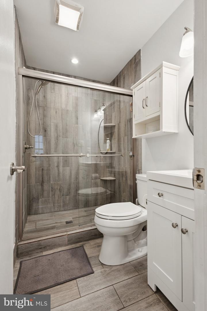 5524 LAKEWHITE CT, FAIRFAX, Virginia 22032, 3 Bedrooms Bedrooms, ,2 BathroomsBathrooms,Residential,For sale,5524 LAKEWHITE CT,VAFX2255638 MLS # VAFX2255638