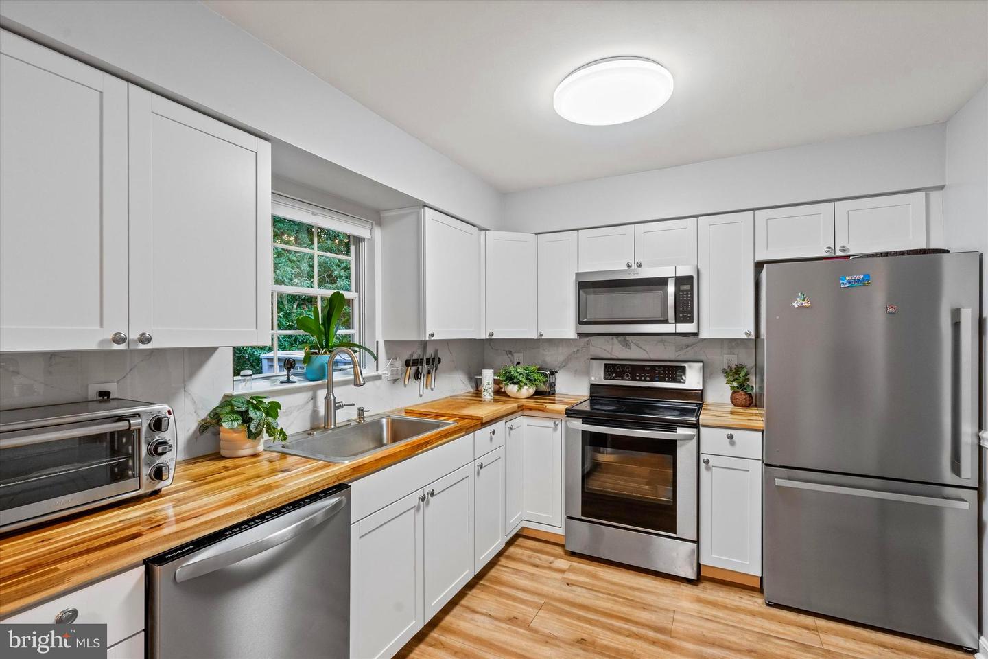15332 INLET PL, DUMFRIES, Virginia 22025, 3 Bedrooms Bedrooms, ,2 BathroomsBathrooms,Residential,For sale,15332 INLET PL,VAPW2099300 MLS # VAPW2099300