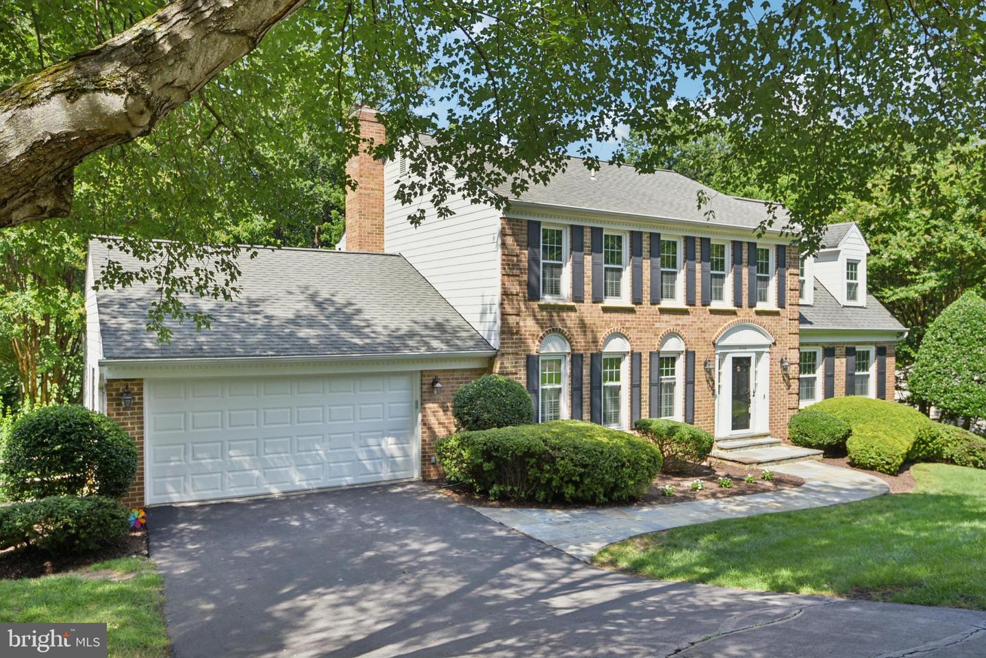 10182 HILLINGTON CT, VIENNA, Virginia 22182, 5 Bedrooms Bedrooms, ,3 BathroomsBathrooms,Residential,For sale,10182 HILLINGTON CT,VAFX2255714 MLS # VAFX2255714