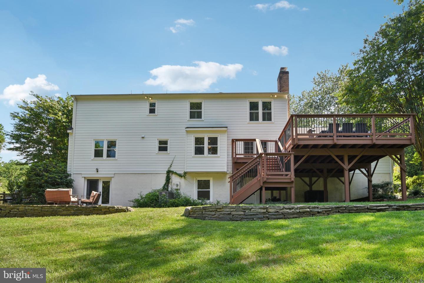 10182 HILLINGTON CT, VIENNA, Virginia 22182, 5 Bedrooms Bedrooms, ,3 BathroomsBathrooms,Residential,For sale,10182 HILLINGTON CT,VAFX2255714 MLS # VAFX2255714