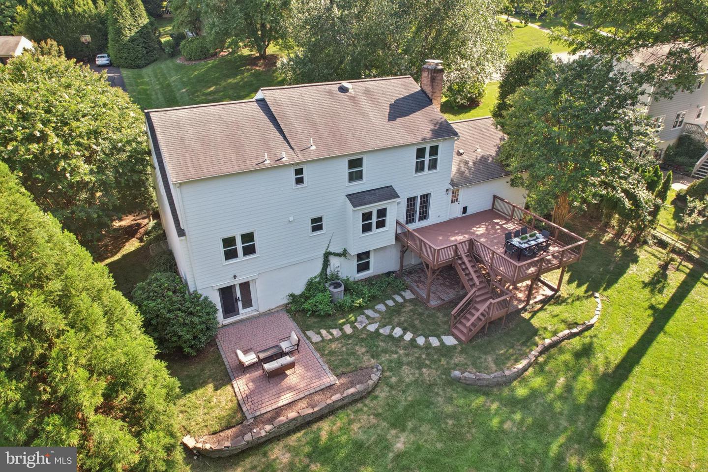 10182 HILLINGTON CT, VIENNA, Virginia 22182, 5 Bedrooms Bedrooms, ,3 BathroomsBathrooms,Residential,For sale,10182 HILLINGTON CT,VAFX2255714 MLS # VAFX2255714