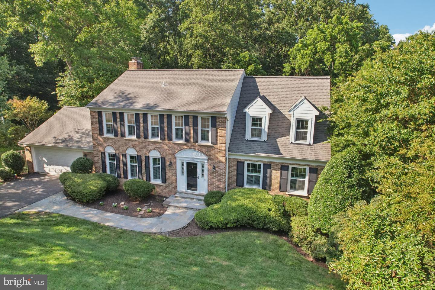 10182 HILLINGTON CT, VIENNA, Virginia 22182, 5 Bedrooms Bedrooms, ,3 BathroomsBathrooms,Residential,For sale,10182 HILLINGTON CT,VAFX2255714 MLS # VAFX2255714