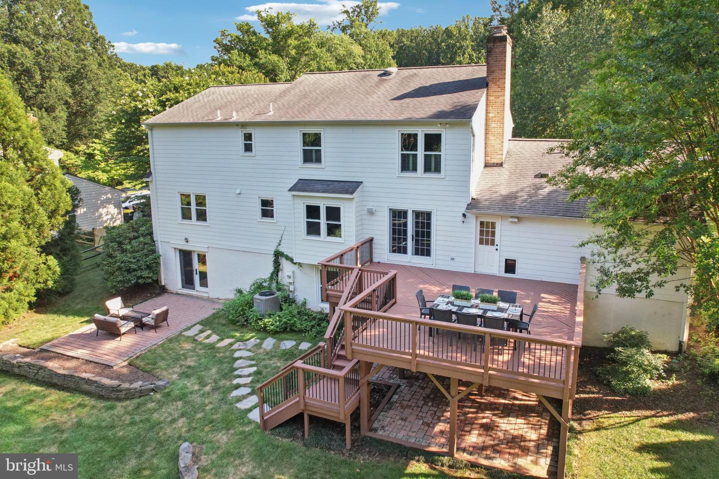 10182 HILLINGTON CT, VIENNA, Virginia 22182, 5 Bedrooms Bedrooms, ,3 BathroomsBathrooms,Residential,For sale,10182 HILLINGTON CT,VAFX2255714 MLS # VAFX2255714
