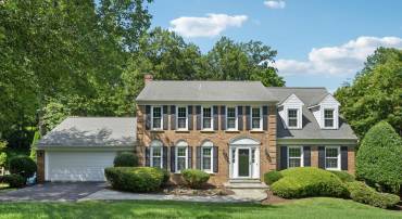 10182 HILLINGTON CT, VIENNA, Virginia 22182, 5 Bedrooms Bedrooms, ,3 BathroomsBathrooms,Residential,For sale,10182 HILLINGTON CT,VAFX2255714 MLS # VAFX2255714