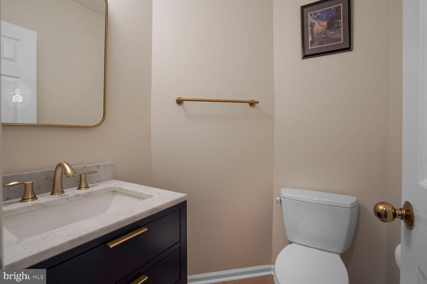 12340 FOX LAKE CT, FAIRFAX, Virginia 22033, 4 Bedrooms Bedrooms, ,3 BathroomsBathrooms,Residential,For sale,12340 FOX LAKE CT,VAFX2255748 MLS # VAFX2255748