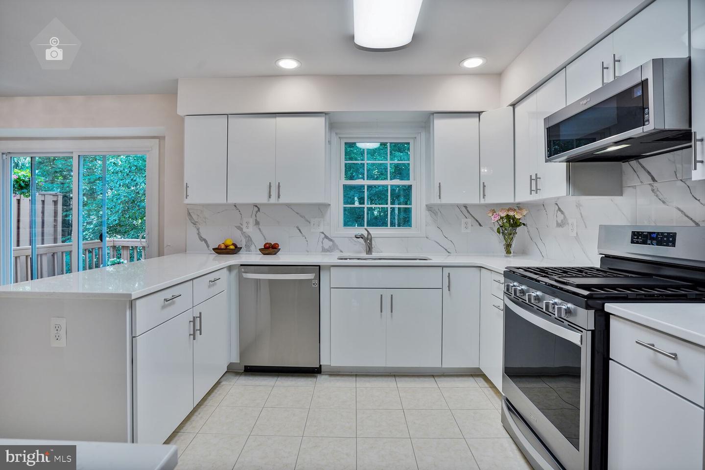 12340 FOX LAKE CT, FAIRFAX, Virginia 22033, 4 Bedrooms Bedrooms, ,3 BathroomsBathrooms,Residential,For sale,12340 FOX LAKE CT,VAFX2255748 MLS # VAFX2255748