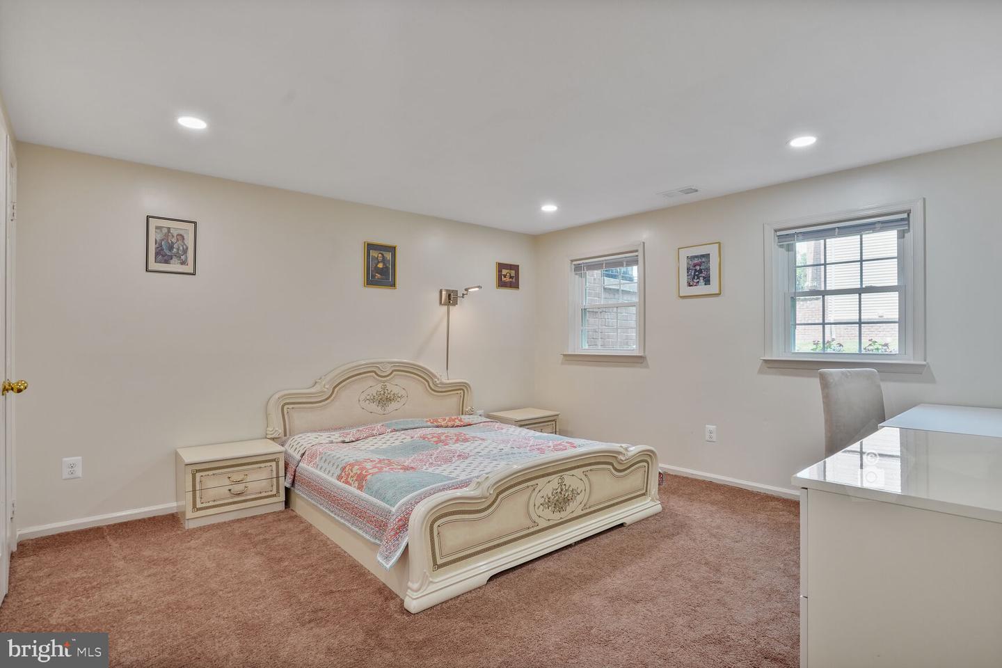 12340 FOX LAKE CT, FAIRFAX, Virginia 22033, 4 Bedrooms Bedrooms, ,3 BathroomsBathrooms,Residential,For sale,12340 FOX LAKE CT,VAFX2255748 MLS # VAFX2255748