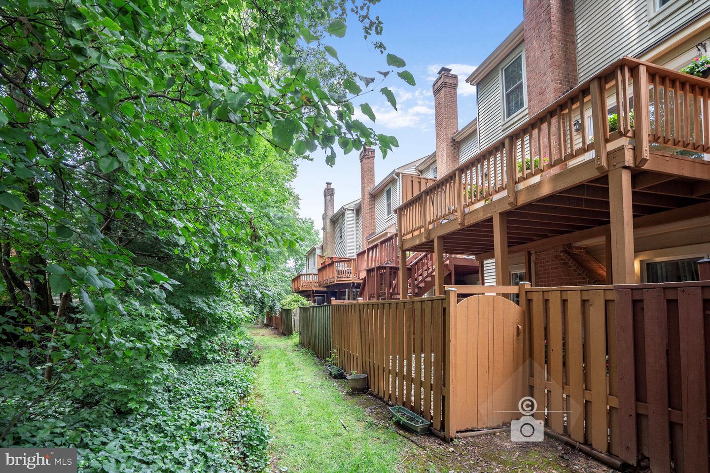 12340 FOX LAKE CT, FAIRFAX, Virginia 22033, 4 Bedrooms Bedrooms, ,3 BathroomsBathrooms,Residential,For sale,12340 FOX LAKE CT,VAFX2255748 MLS # VAFX2255748