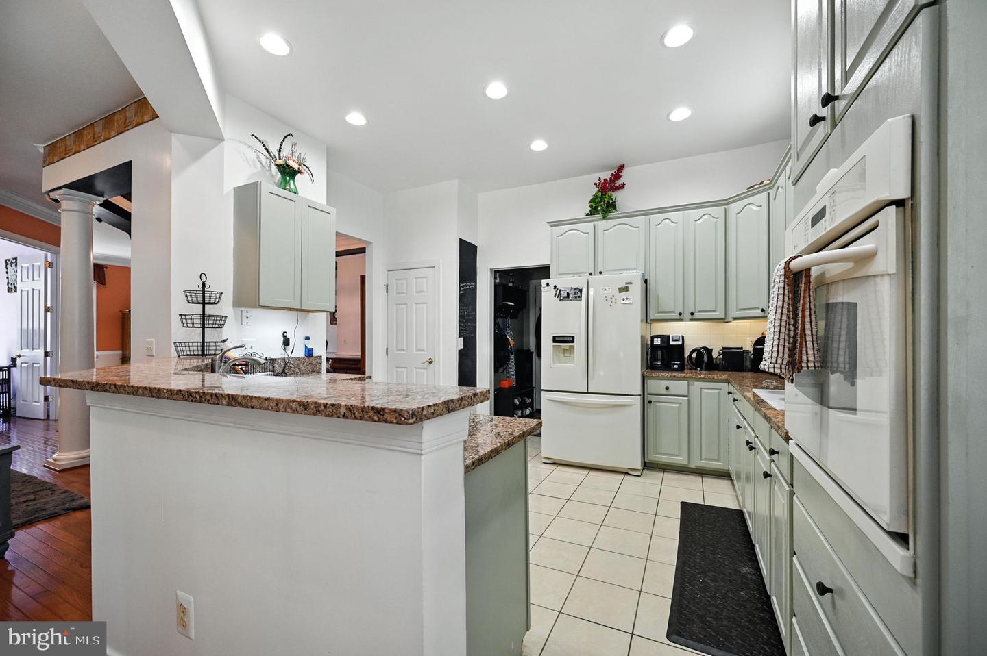 15509 HAGEN WAY, HAYMARKET, Virginia 20169, 2 Bedrooms Bedrooms, ,3 BathroomsBathrooms,Residential,For sale,15509 HAGEN WAY,VAPW2099338 MLS # VAPW2099338