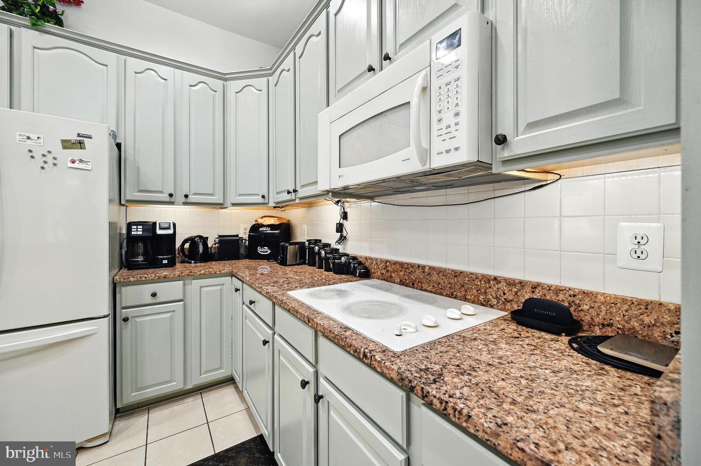 15509 HAGEN WAY, HAYMARKET, Virginia 20169, 2 Bedrooms Bedrooms, ,3 BathroomsBathrooms,Residential,For sale,15509 HAGEN WAY,VAPW2099338 MLS # VAPW2099338