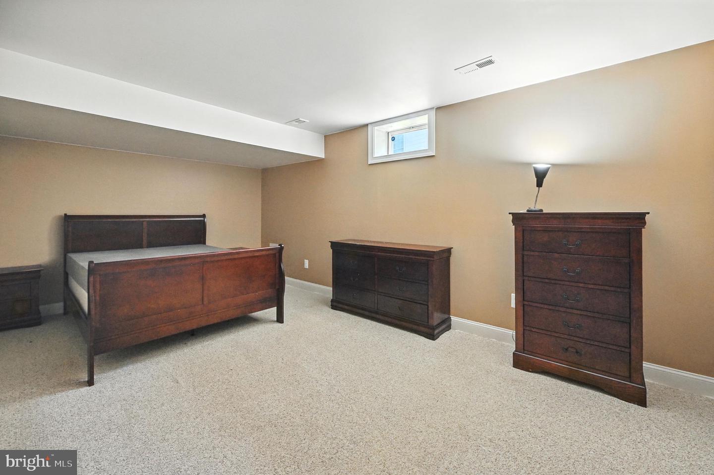 15509 HAGEN WAY, HAYMARKET, Virginia 20169, 2 Bedrooms Bedrooms, ,3 BathroomsBathrooms,Residential,For sale,15509 HAGEN WAY,VAPW2099338 MLS # VAPW2099338