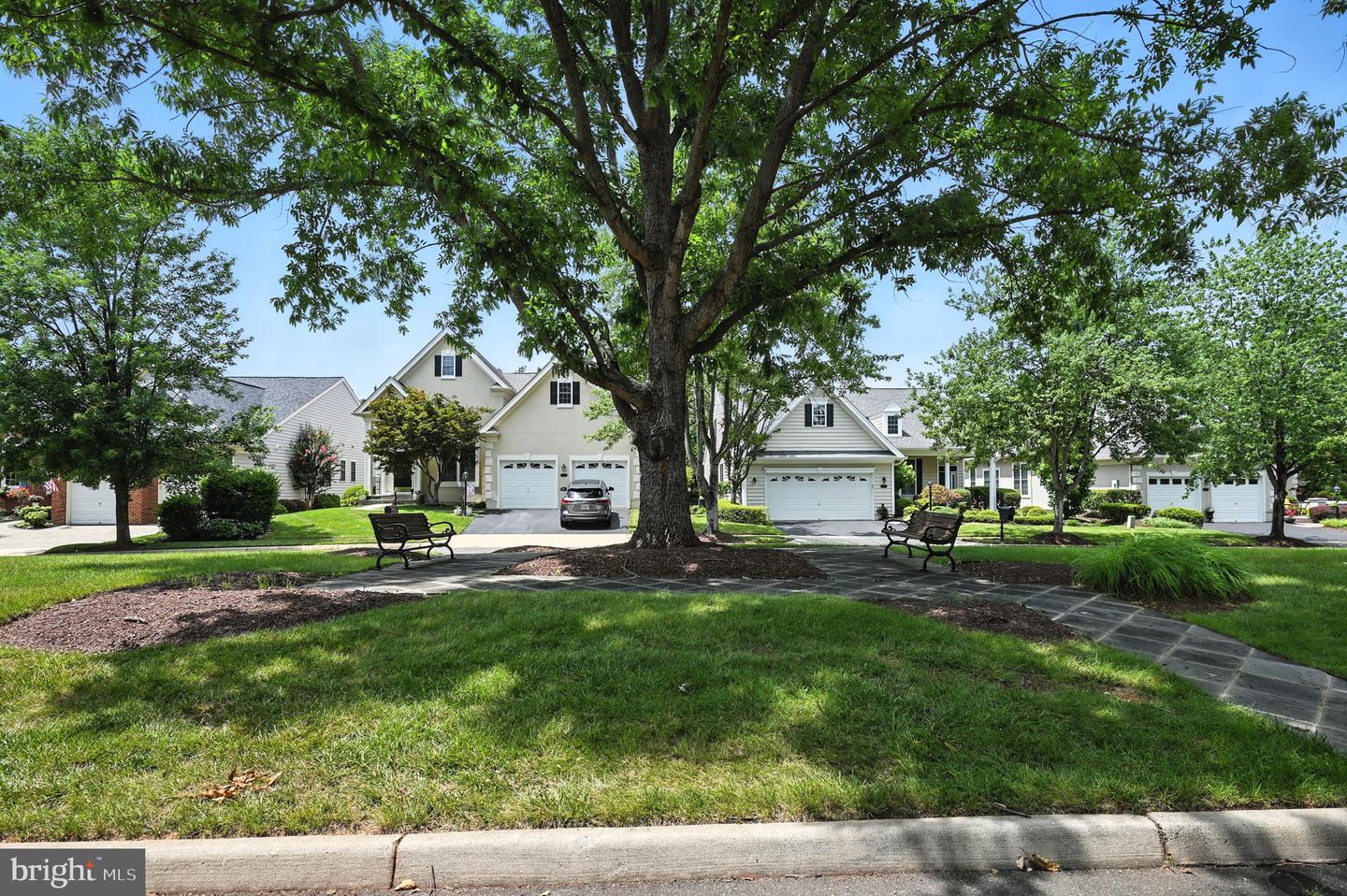 15509 HAGEN WAY, HAYMARKET, Virginia 20169, 2 Bedrooms Bedrooms, ,3 BathroomsBathrooms,Residential,For sale,15509 HAGEN WAY,VAPW2099338 MLS # VAPW2099338