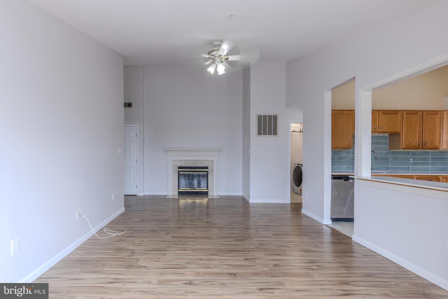 7522 SNOWPEA CT #24, ALEXANDRIA, Virginia 22306, 2 Bedrooms Bedrooms, 5 Rooms Rooms,2 BathroomsBathrooms,Residential,For sale,7522 SNOWPEA CT #24,VAFX2255846 MLS # VAFX2255846