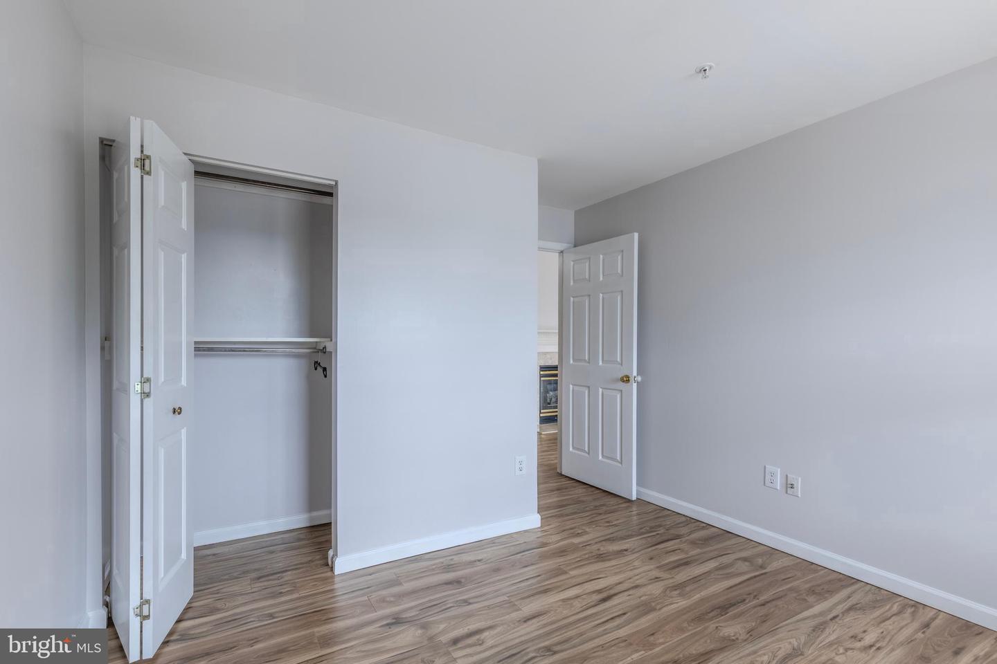 7522 SNOWPEA CT #24, ALEXANDRIA, Virginia 22306, 2 Bedrooms Bedrooms, 5 Rooms Rooms,2 BathroomsBathrooms,Residential,For sale,7522 SNOWPEA CT #24,VAFX2255846 MLS # VAFX2255846
