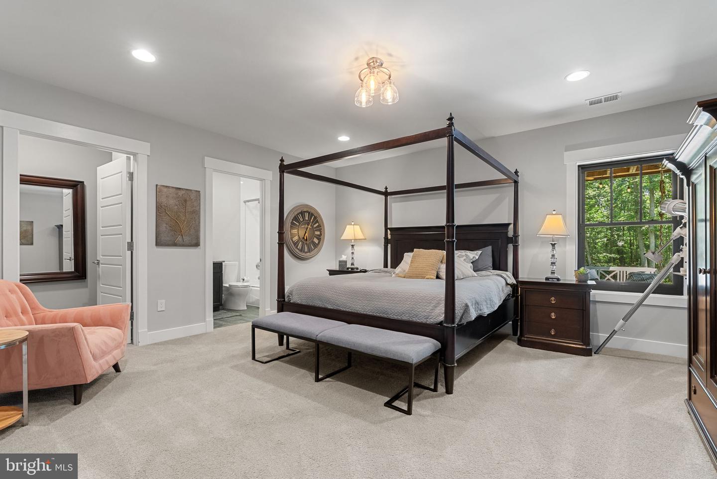 14026 FERN VALLEY LN, LEESBURG, Virginia 20176, 7 Bedrooms Bedrooms, ,6 BathroomsBathrooms,Residential,For sale,14026 FERN VALLEY LN,VALO2102322 MLS # VALO2102322