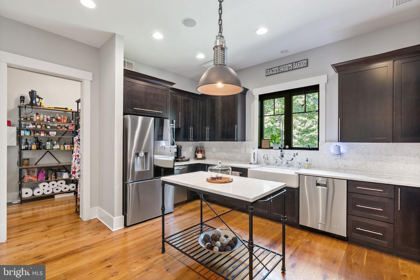 14026 FERN VALLEY LN, LEESBURG, Virginia 20176, 7 Bedrooms Bedrooms, ,6 BathroomsBathrooms,Residential,For sale,14026 FERN VALLEY LN,VALO2102322 MLS # VALO2102322