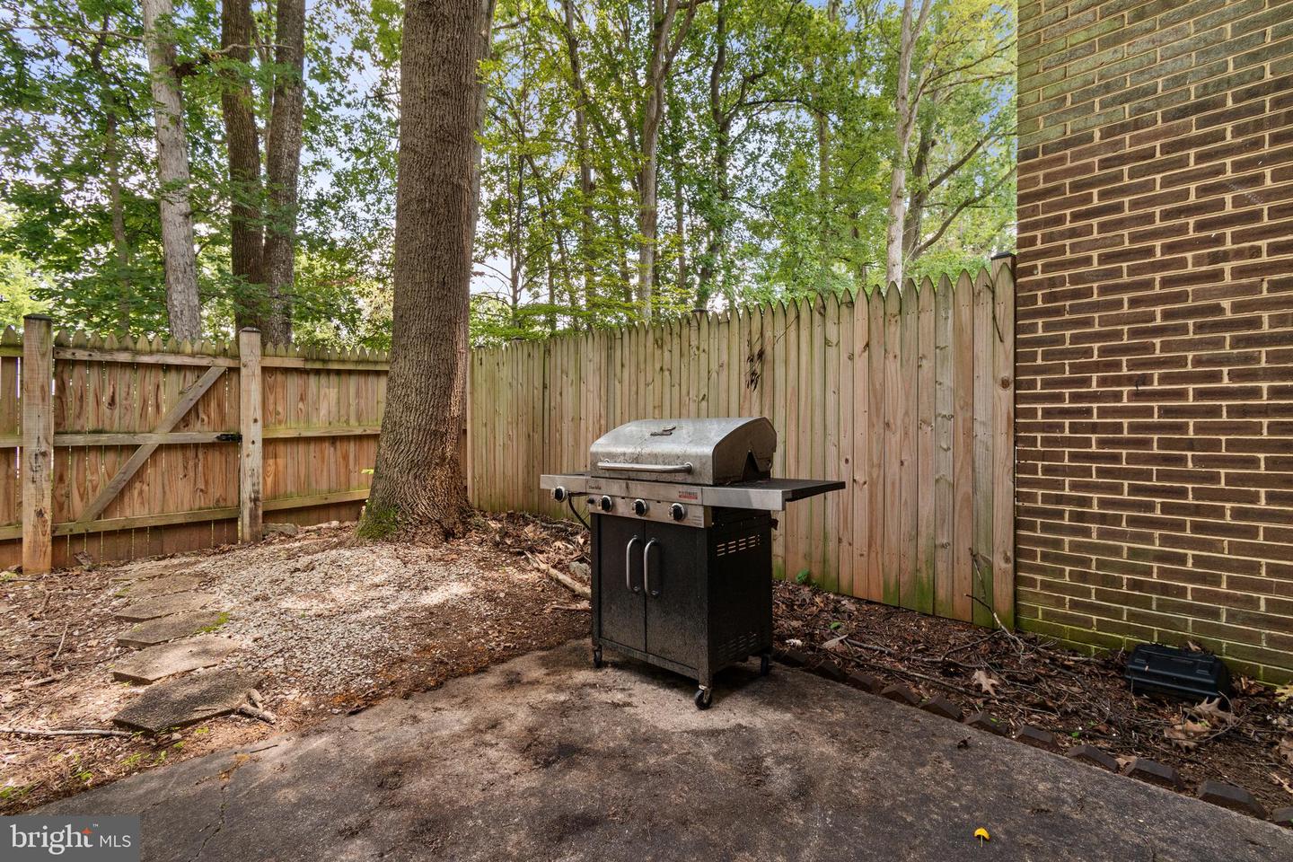 6627 BURLINGTON PL, SPRINGFIELD, Virginia 22152, 2 Bedrooms Bedrooms, ,2 BathroomsBathrooms,Residential,For sale,6627 BURLINGTON PL,VAFX2255866 MLS # VAFX2255866