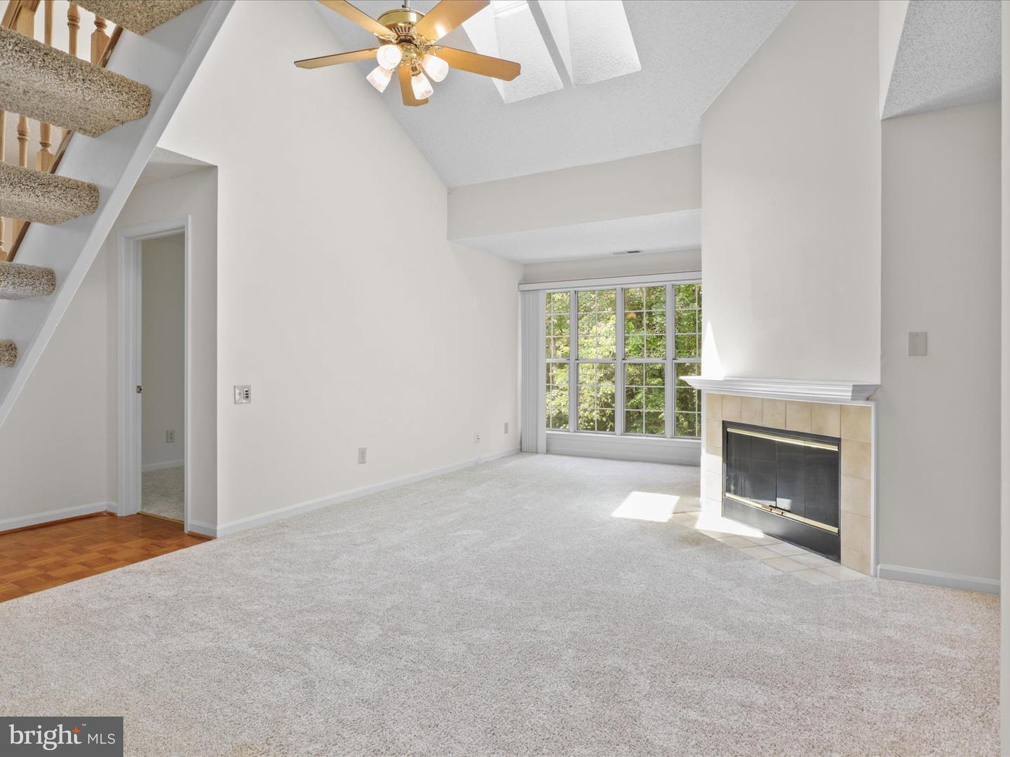 12010 GOLF RIDGE CT #302, FAIRFAX, Virginia 22033, 3 Bedrooms Bedrooms, ,2 BathroomsBathrooms,Residential,For sale,12010 GOLF RIDGE CT #302,VAFX2255900 MLS # VAFX2255900