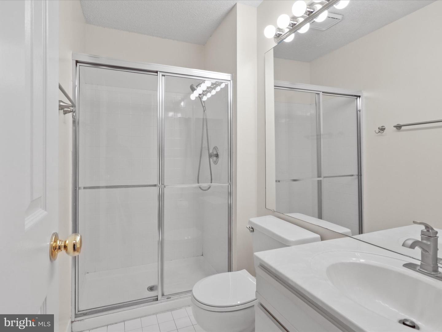 12010 GOLF RIDGE CT #302, FAIRFAX, Virginia 22033, 3 Bedrooms Bedrooms, ,2 BathroomsBathrooms,Residential,For sale,12010 GOLF RIDGE CT #302,VAFX2255900 MLS # VAFX2255900
