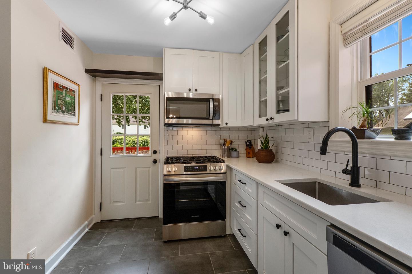 2835 MEADOW LN, FALLS CHURCH, Virginia 22042, 4 Bedrooms Bedrooms, ,2 BathroomsBathrooms,Residential,For sale,2835 MEADOW LN,VAFX2255968 MLS # VAFX2255968