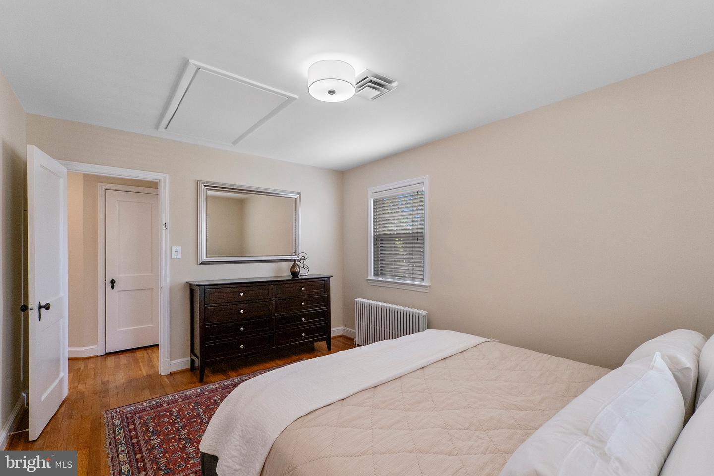 2835 MEADOW LN, FALLS CHURCH, Virginia 22042, 4 Bedrooms Bedrooms, ,2 BathroomsBathrooms,Residential,For sale,2835 MEADOW LN,VAFX2255968 MLS # VAFX2255968